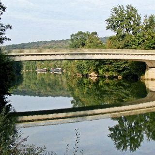 Pont de Luzancy