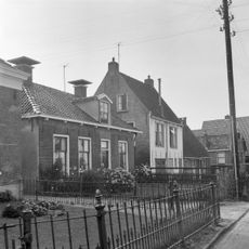 Eenvoudig pand onder schilddak