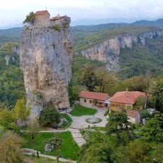Katskhi pillar
