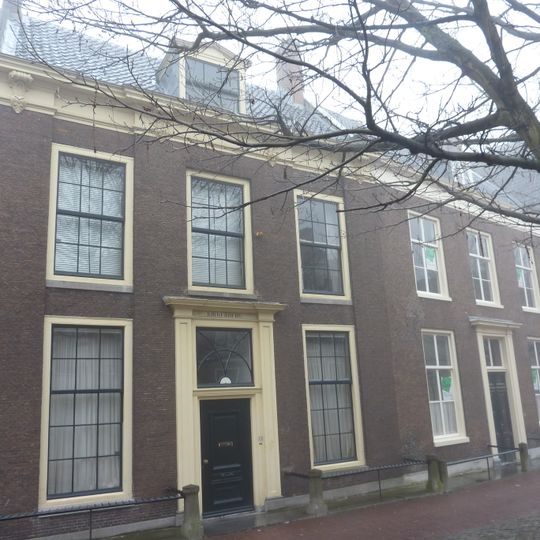 Hooglandse Kerkgracht 21, Leiden