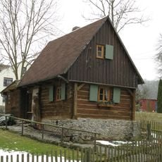 Wohnhaus Röttis 4b <!-- In der Datenbank des Landesamtes geführt unter „Röttis 5“-->