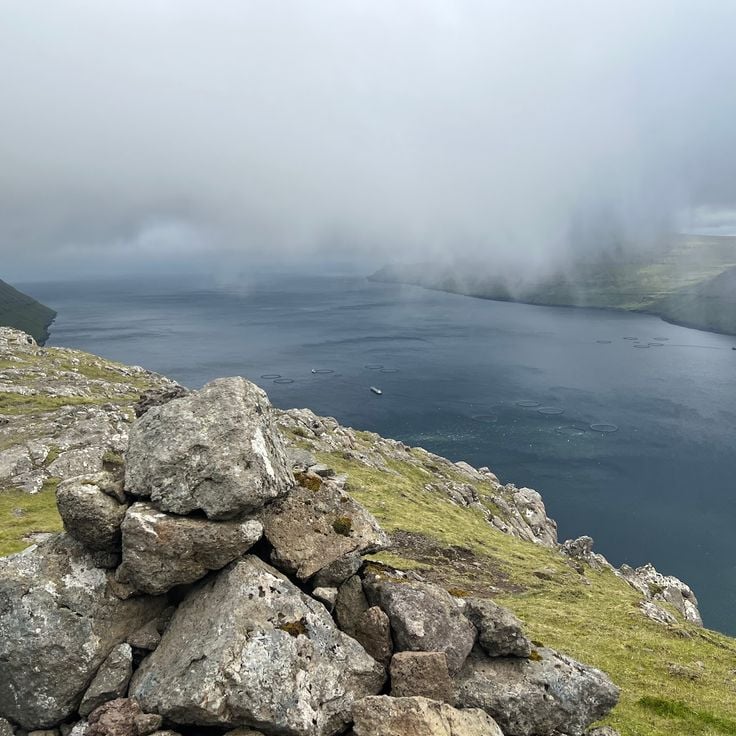 Terrain de football d'Eidi