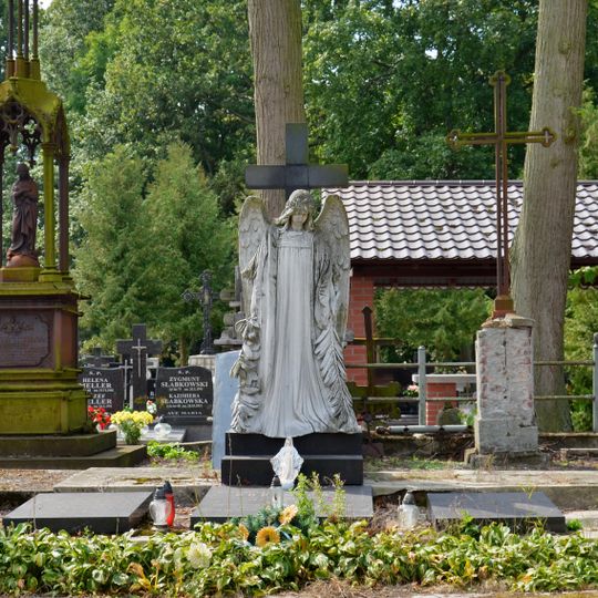 Kwatera grobowa rodziny Chełmickich, na cmentarzu parafialnym