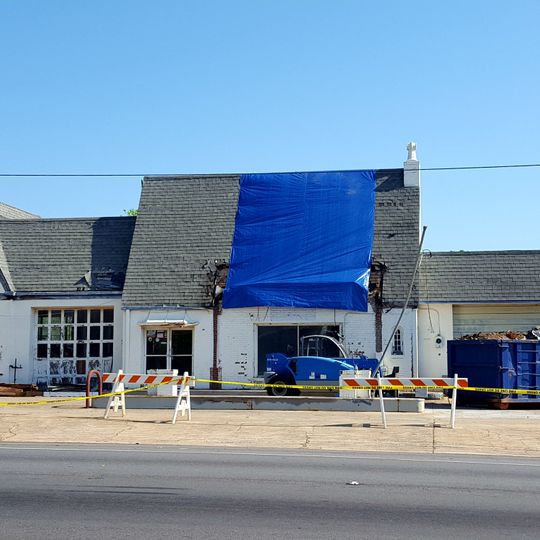 Pure Oil Service Station