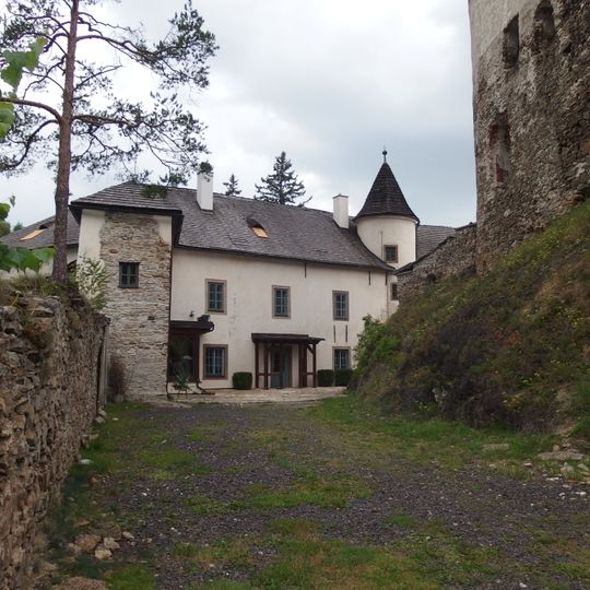 Hrad Liptovský hrádok, múr hradbový III.