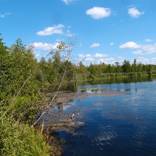 Bezdonnoye Lake