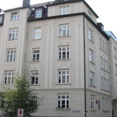 Alramstraße 17