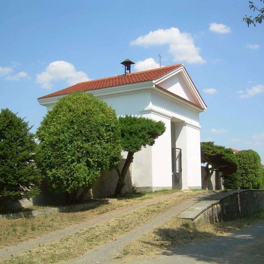 Kaplička u hřbitova u Chříče