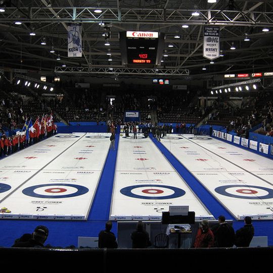 Paramount Fine Foods Centre