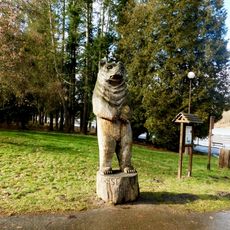 Socha medvěda Jiřího na Konopišti