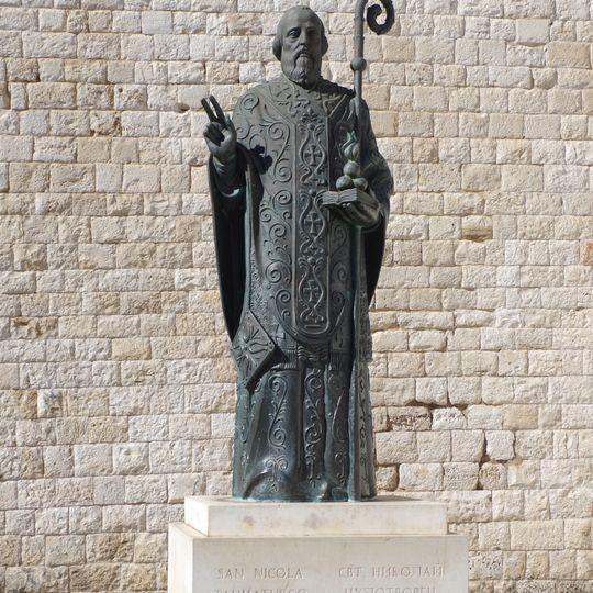 Statue of Saint Nicholas