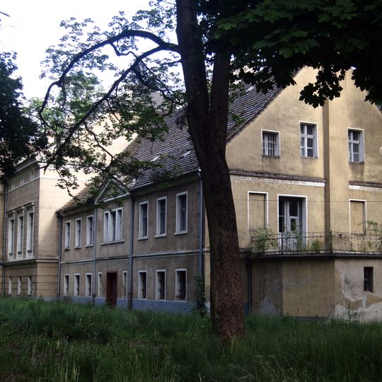 Bąków Palace