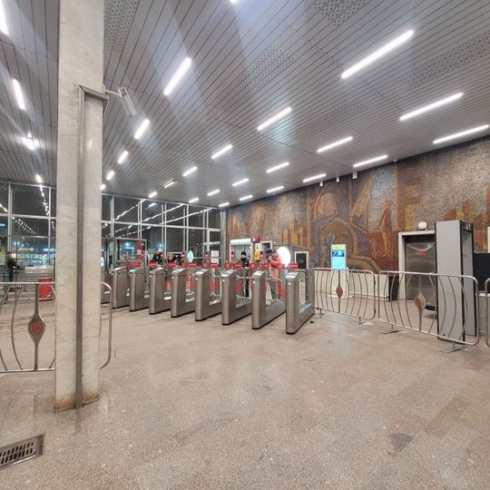 Южный вестибюль метро Чертановская