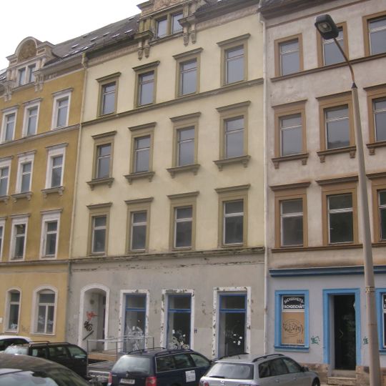 Mietshaus in geschlossener Bebauung Karl-Liebknecht-Straße 35