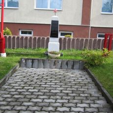 Pomník osvobození u obecního úřadu v Nové Vsi v Horách