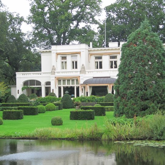 Rust en Vreugd: hoofdgebouw