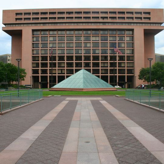 L'Enfant Plaza Hotel