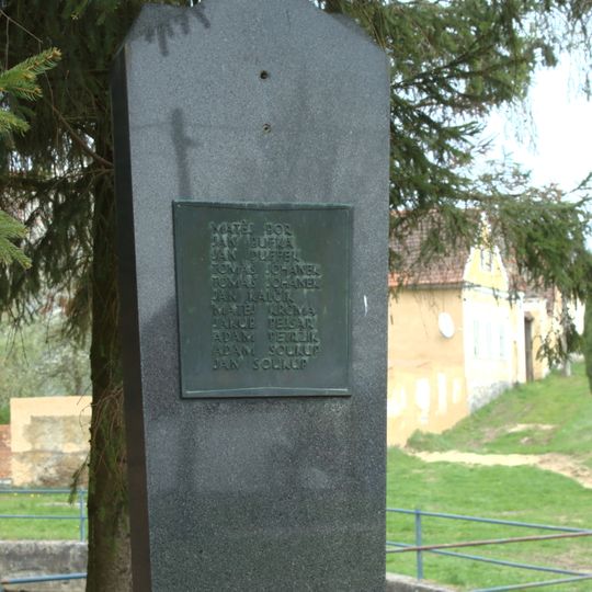 Pomník padlým v Chrastavicích