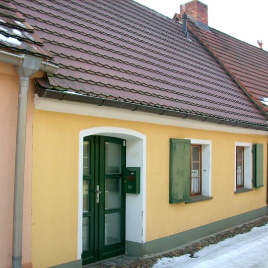 Wohnhaus in geschlossener Bebauung Lange Straße 30