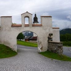 Äußeres südliches Stiftstor und Mauerteil