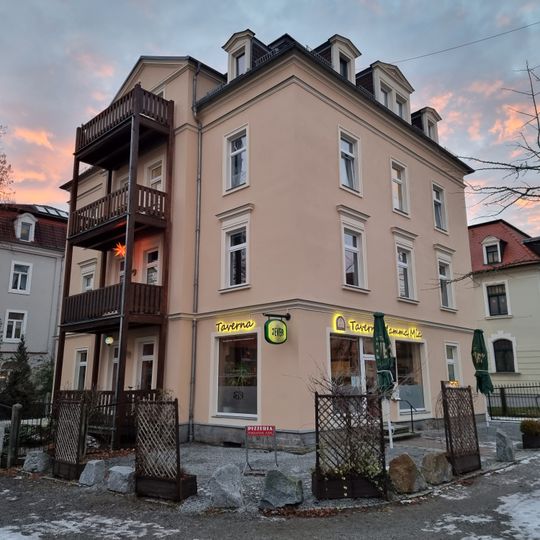 Mietshaus Thomas-Mann-Straße 22