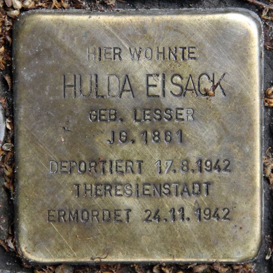 Stolperstein dedicated to Hulda Eisack