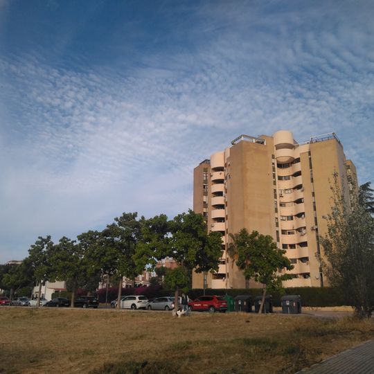 Viviendas V.P.O., Locales y Aparcamientos