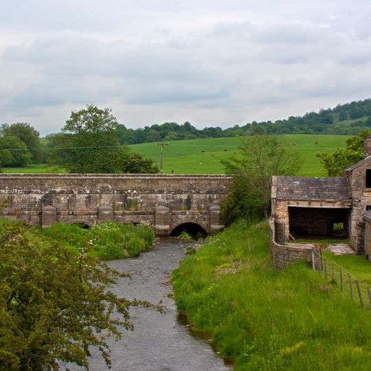 Leeds And Liverpool Canal Aqueduct At Holme Bridge