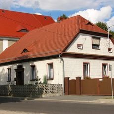 Plebania, Kościelna 2 w Strzeleczkach