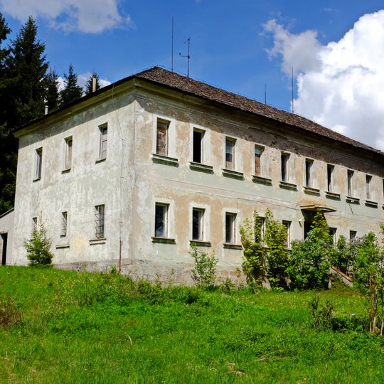 Bývalá škola Hřebečná