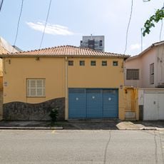 Imóvel à Rua Dona Inácia Uchoa, nº 223