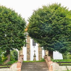 Kříž ve Vejvanovicích u kostela