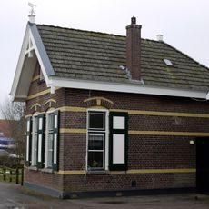 Buitenstverlaat, sluiswachtershuis