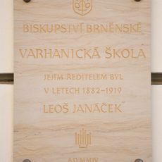 Pamětní deska varhanické školy a Leoše Janáčka