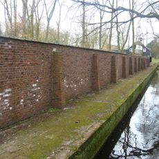 Villa Ruys, Tuinmuur en moestuin