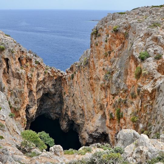 Agiofaraggo Martsalo Kefali