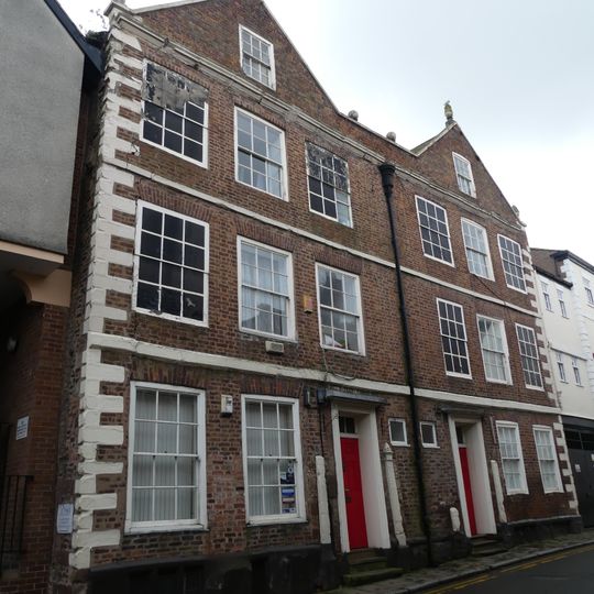 15 and 17, Castle Street