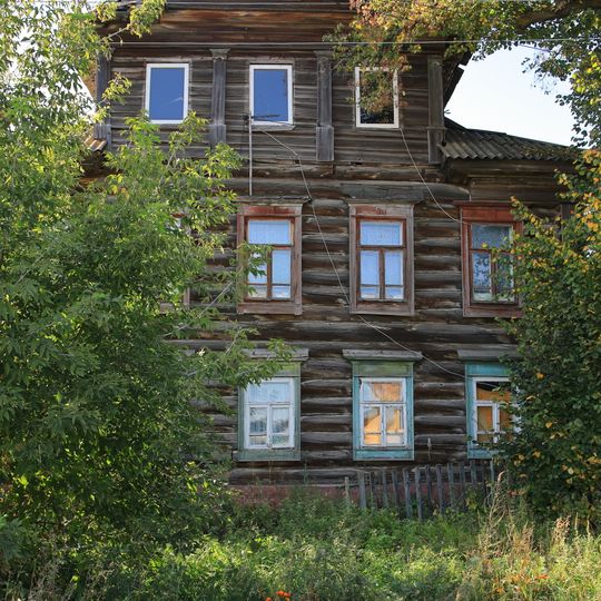 Улица Брагина 21