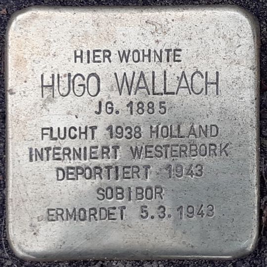 Stolperstein dedicated to Hugo Wallach