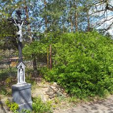 Kříž v jižní části Velkého Chlumce