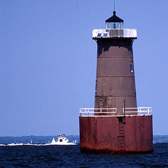 Bloody Point Bar Light