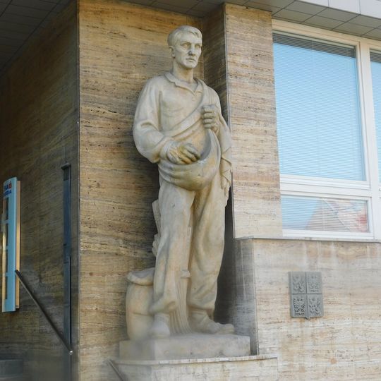 Socha Rozsévač před spořitelnou v Napajedlech