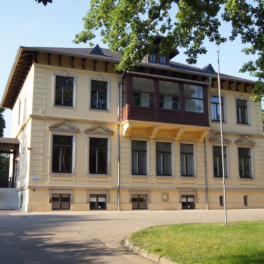 Loschwitzer Straße 13
