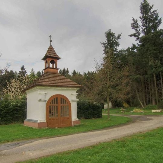 Kaple Jana Nepomuckého u Borové před hájenkou