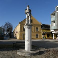 Pranger mit Rolandstatue