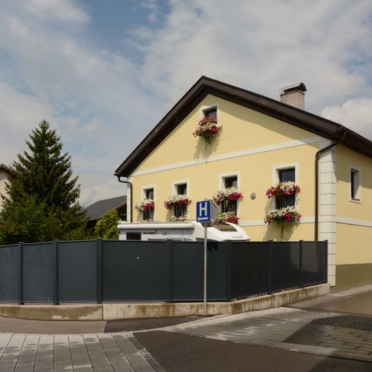 Wohngebäude Beda Weber-Gasse 2