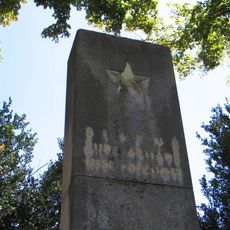 Pomník obětem 2. světové války ve Chvatěrubech