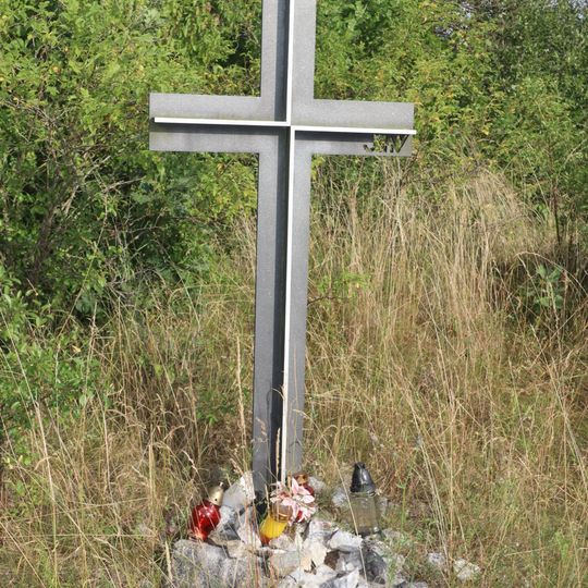 Kříž nad Vápenkou u Nové Vsi