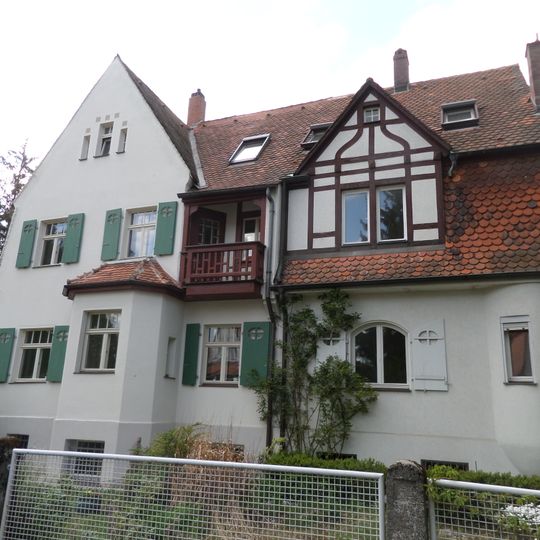 Am Herrenwäldchen 10-12