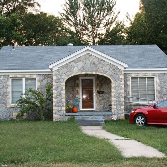 Earl and Mildred Ward House